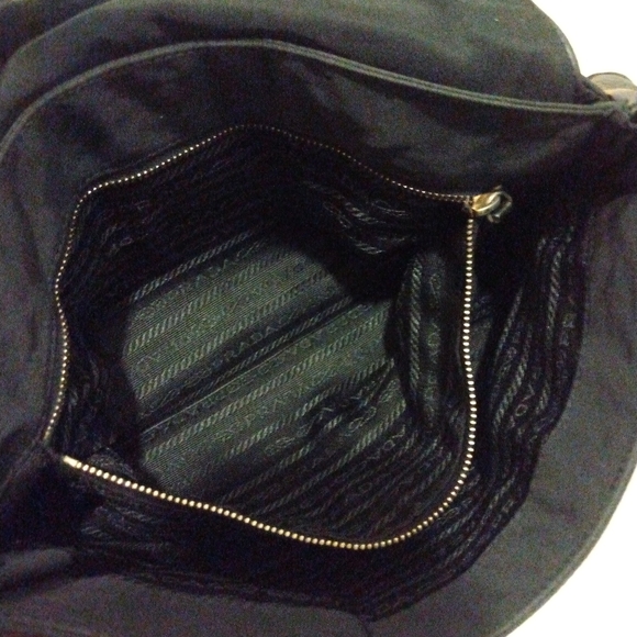 Vintage Prada Milano Handbag~ read info - Picture 7 of 12